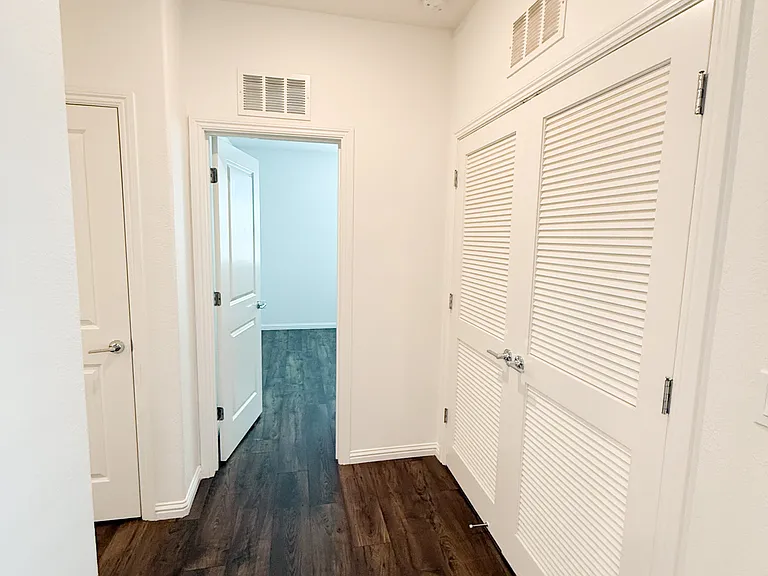 1811 Dobbin Dr — Photo 20