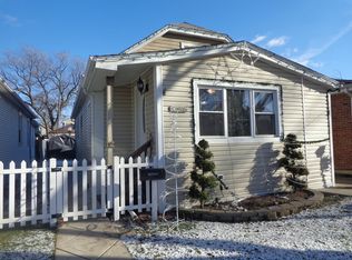 6057 S 75th Ct, Summit, IL 60501