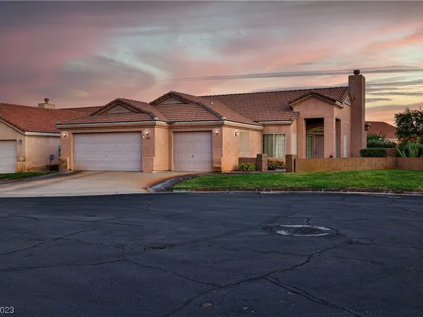 1176 Golf Club Dr, Laughlin, NV 89029