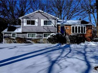 37 Dekalb Ave, Brentwood, NY 11717