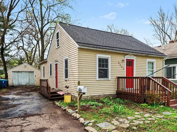 3302 Hoover St, Kalamazoo, MI 49008