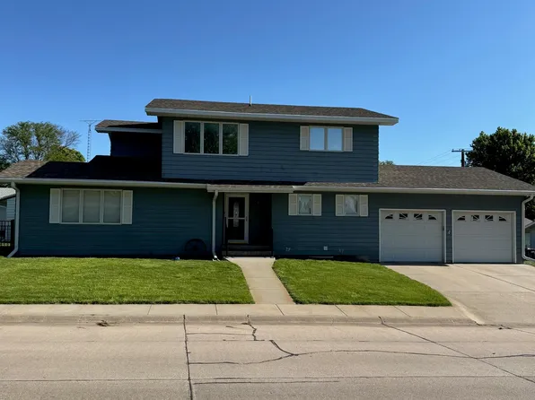 610 22nd St, Gothenburg, NE 69138