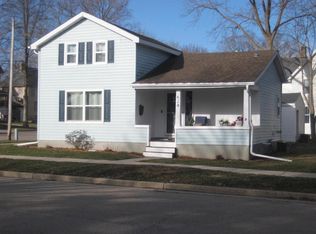 624 Newbury St, Ripon, WI 54971