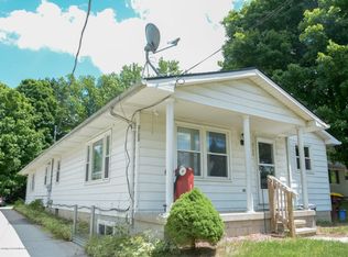 2122 Coolridge Rd, Holt, MI 48842