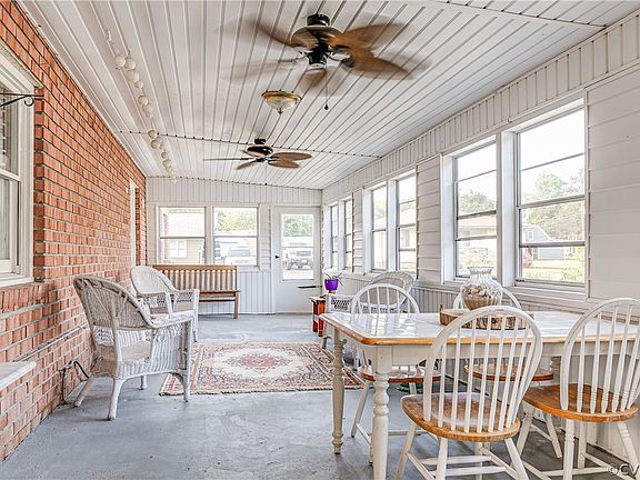 4th image of 338 Marine Dr