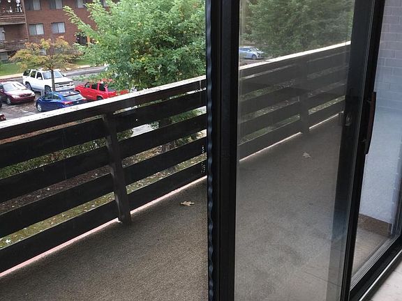 2nd image of 1203 Villa Dr APT E