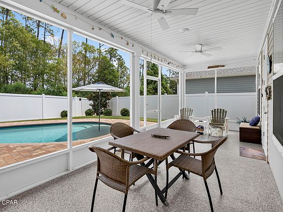4th image of 340 Basin Bayou Dr