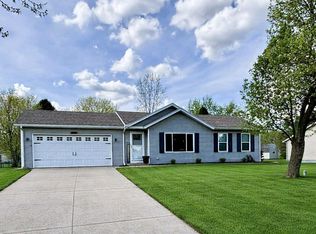 1784 River Bend Dr, Allegan, MI 49010