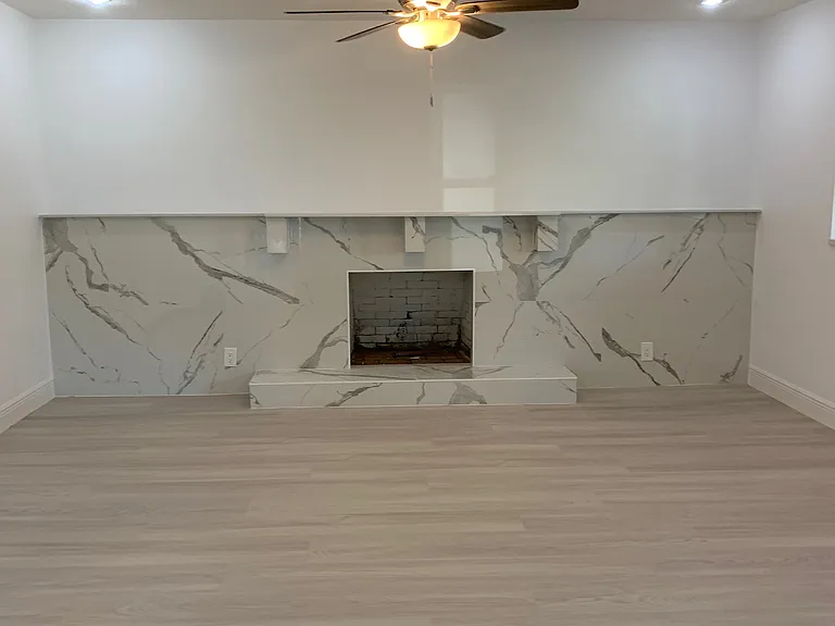 183 E Grand Bend Ave — Photo 10