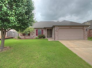 1184 E 132nd Pl, Glenpool, OK 74033