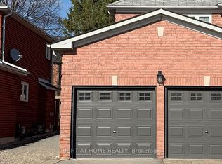 541 Lyman Blvd, Newmarket, ON L3X 1V9