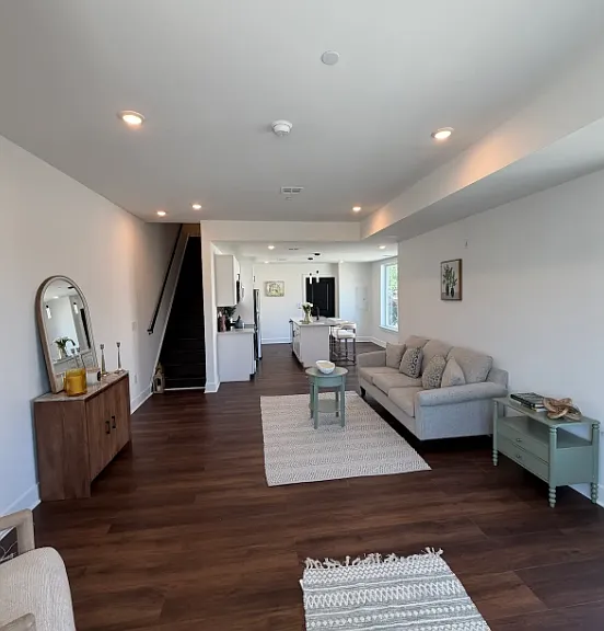 1240 W Erie Ave #2 — Photo 3