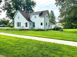 401 Iowa Ave, Onawa, IA 51040