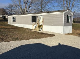 27 Shafter Shepola Rd, Somerset, KY 42503