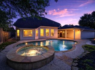 402 Sterling Heights Ln, Houston, TX 77094