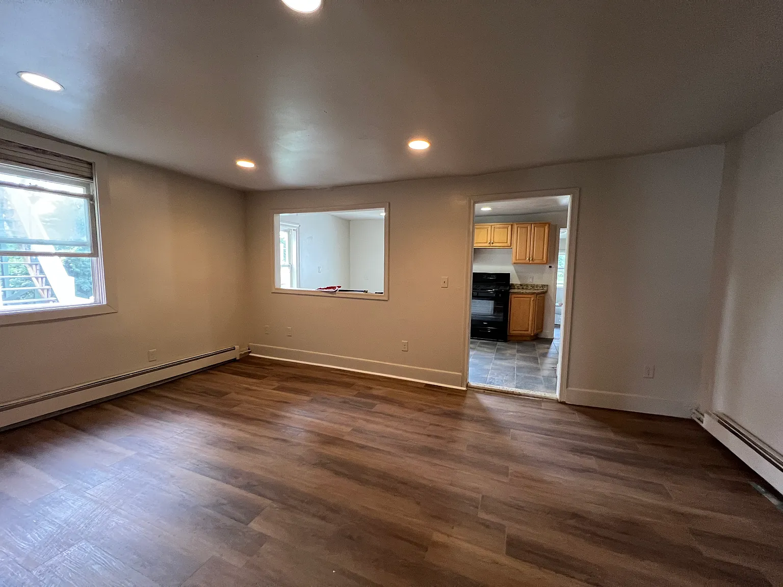2 bed, $1,650 — Photo 3