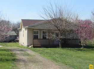 30405 Clare Ln, Green Ridge, MO 65332