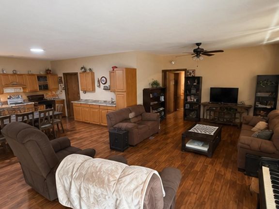 2nd image of 3269 Hampton Ridge Rd