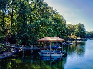 185 Abington Ln, Troutman, NC 28166