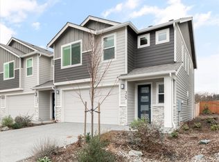 345 SW Ballast Way, Oak Harbor, WA 98277