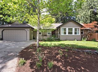 6035 SW 66th Ct, Portland, OR 97223