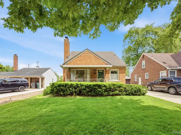 1304 N Vernon St, Dearborn, MI 48128