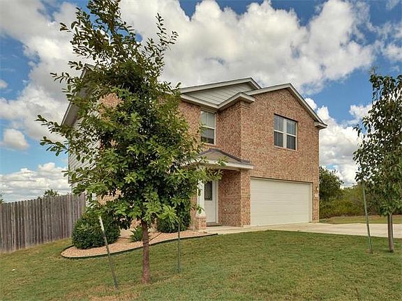 2nd image of 18432 Great Falls Dr