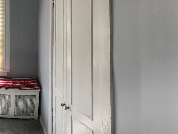 4th image of 2551 W Coyle Ave #1