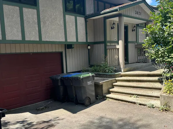 3821 Clematis Cres, Pt Coquitlam, BC V3B 4A9