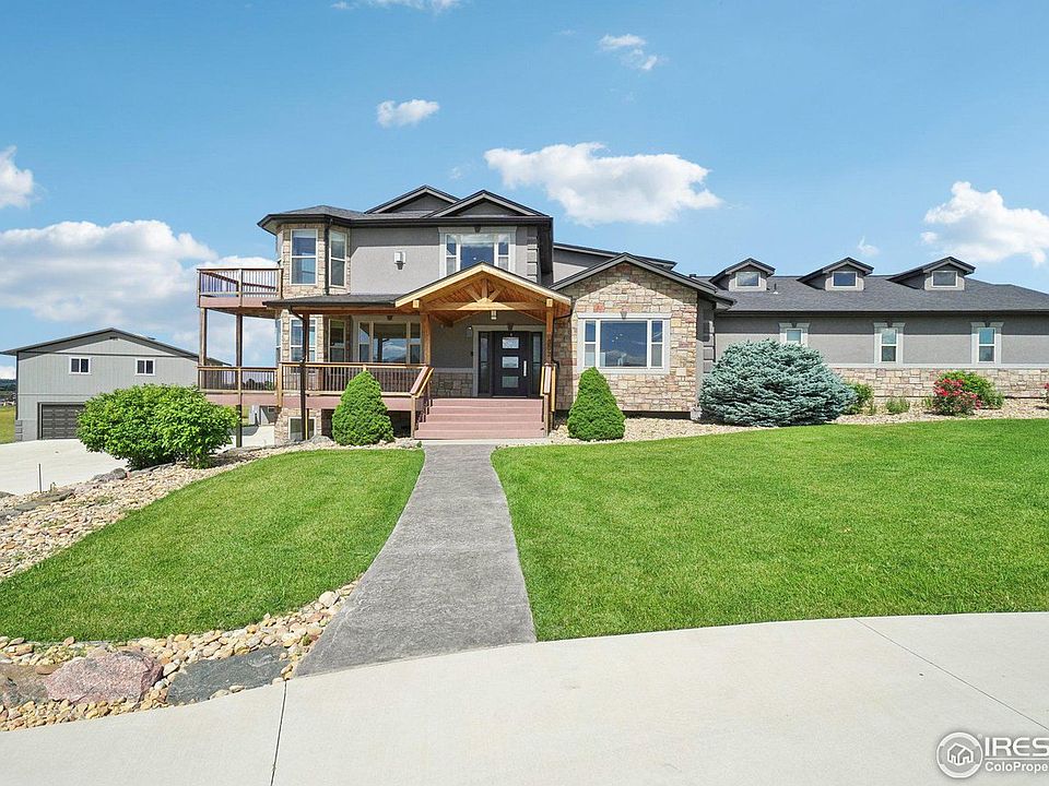 1st image of 302 Dove Ln