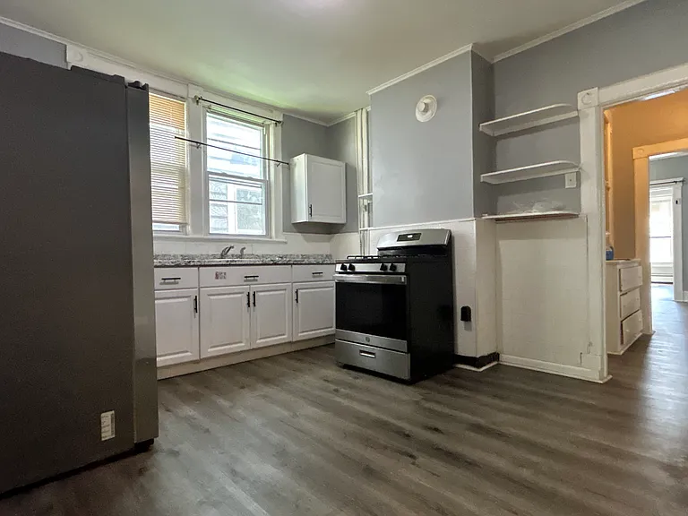 205 Quail St #2 — Photo 9