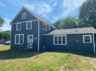746 Saunders Ave, Holland, MI