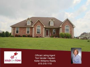 255 Jones Way, Poplar Grove, IL 61065