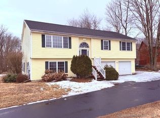 156 Pinney St, Ellington, CT 06029