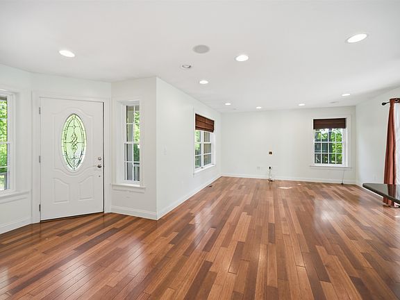 3rd image of 66 Tibbetts Road