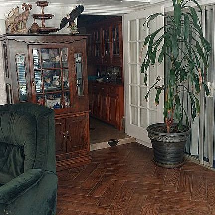 5th image of 4024 Marquette Dr