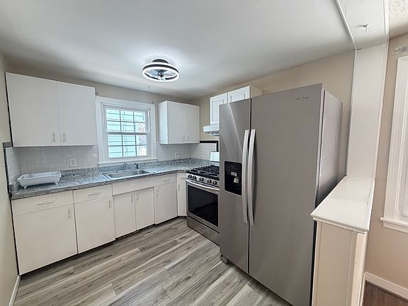 5th image of 10 Tacoma Ave Floor 1