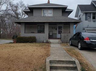 984 Riverside Dr, South Bend, IN 46616