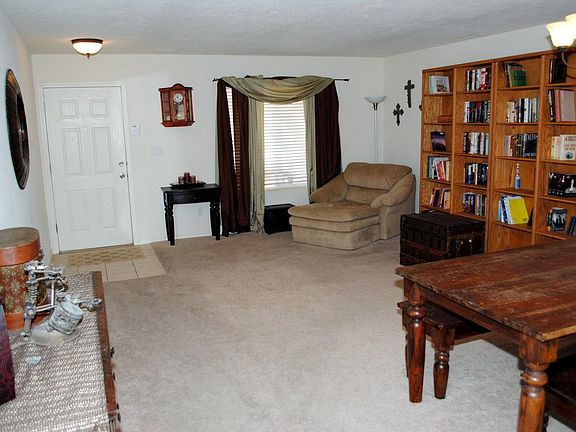 5th image of 6435 Avenida Seville NW