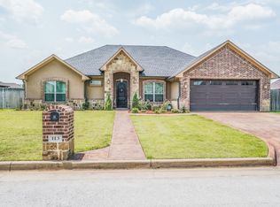 113 New Braunfels Ln, Hallsville, TX 75650