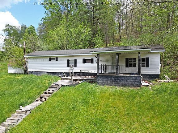 4th image of 1006 Cow Creek Rd