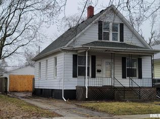 1929 S 2nd St, Springfield, IL 62704