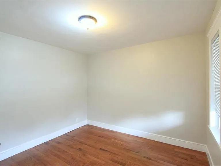 121 Yale St #1 — Photo 14