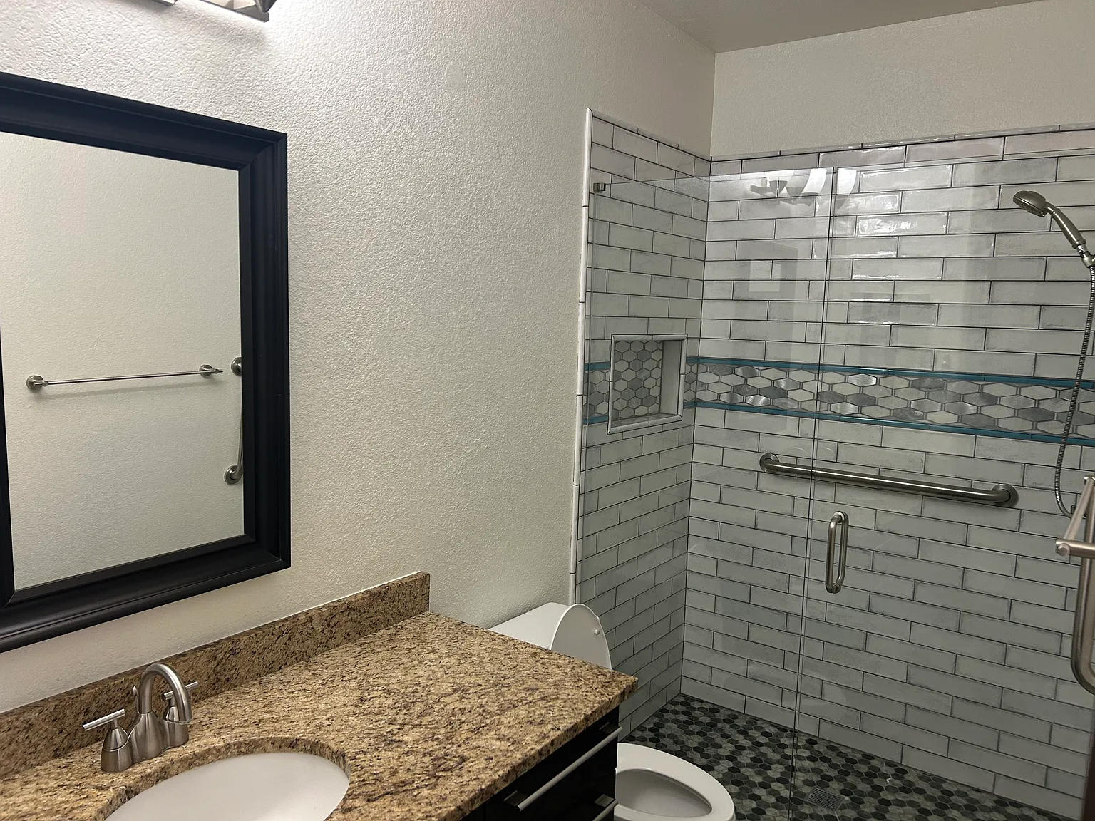 11375 E Sahuaro Dr — Photo 3