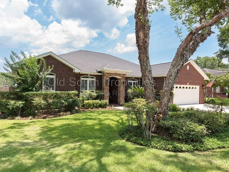 5070 High Pointe Dr