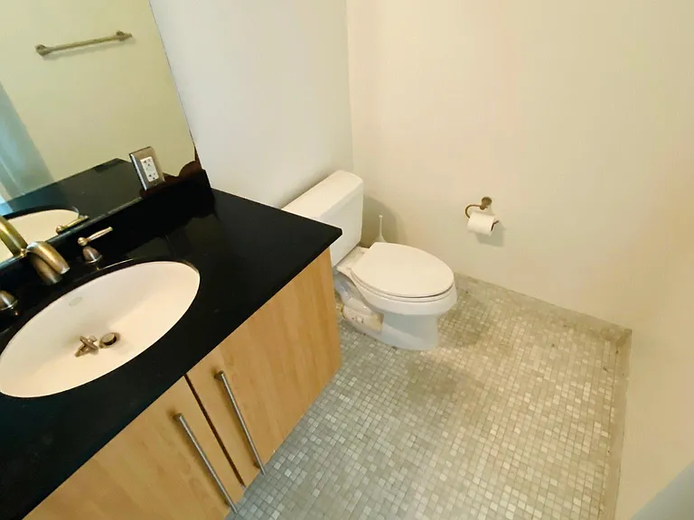 8103 Biscayne Blvd — Photo 9