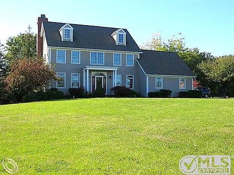 GORGEOUS HOME ON 5 ACRES