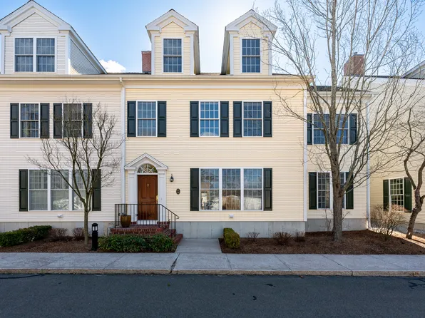 9 Evarts Lane #9, Madison, CT 06443