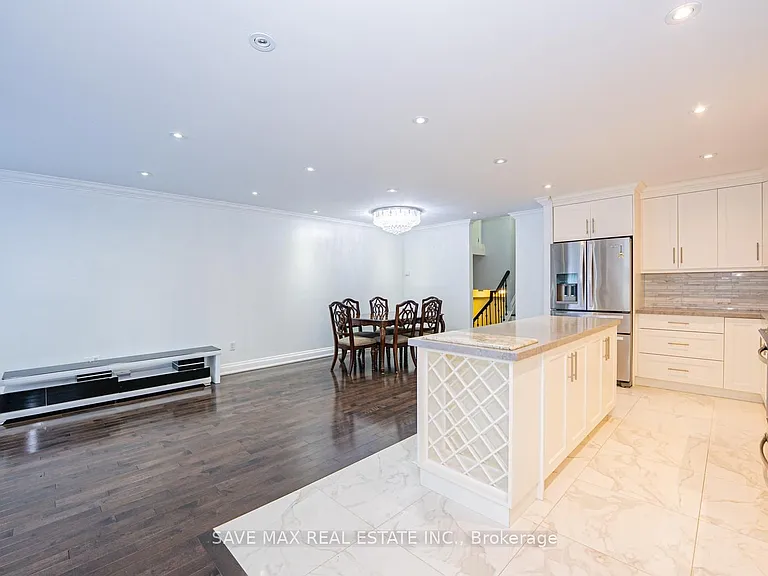 18 Levitt Ct — Photo 7