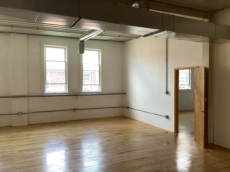 301 Henderson Ave — Photo 3